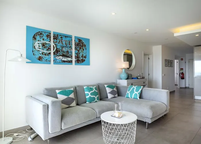 דירה Waterside 3 Bedroom Sea View