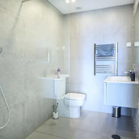 Waterside 3 Bedroom Sea View Luz