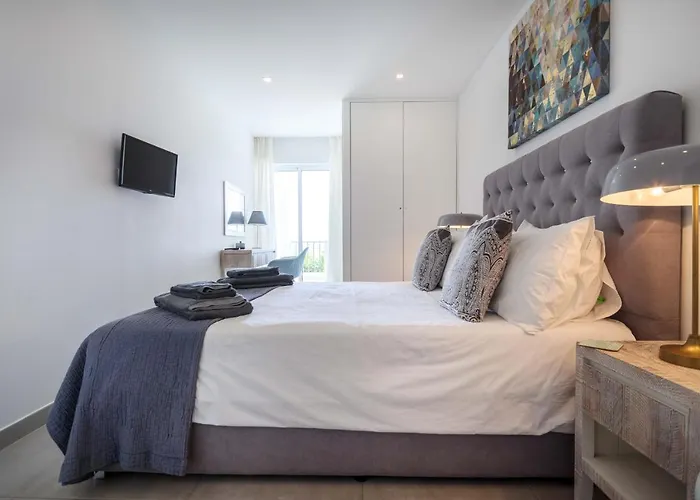 Waterside 3 Bedroom Sea View Luz