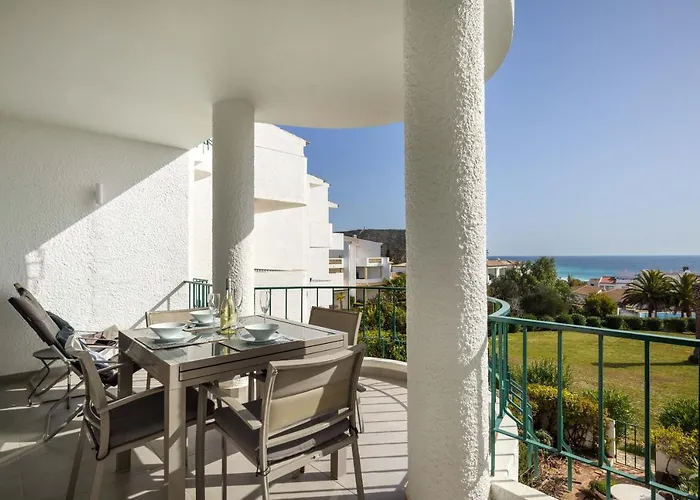 Waterside 3 Bedroom Sea View * Senhora da Luz